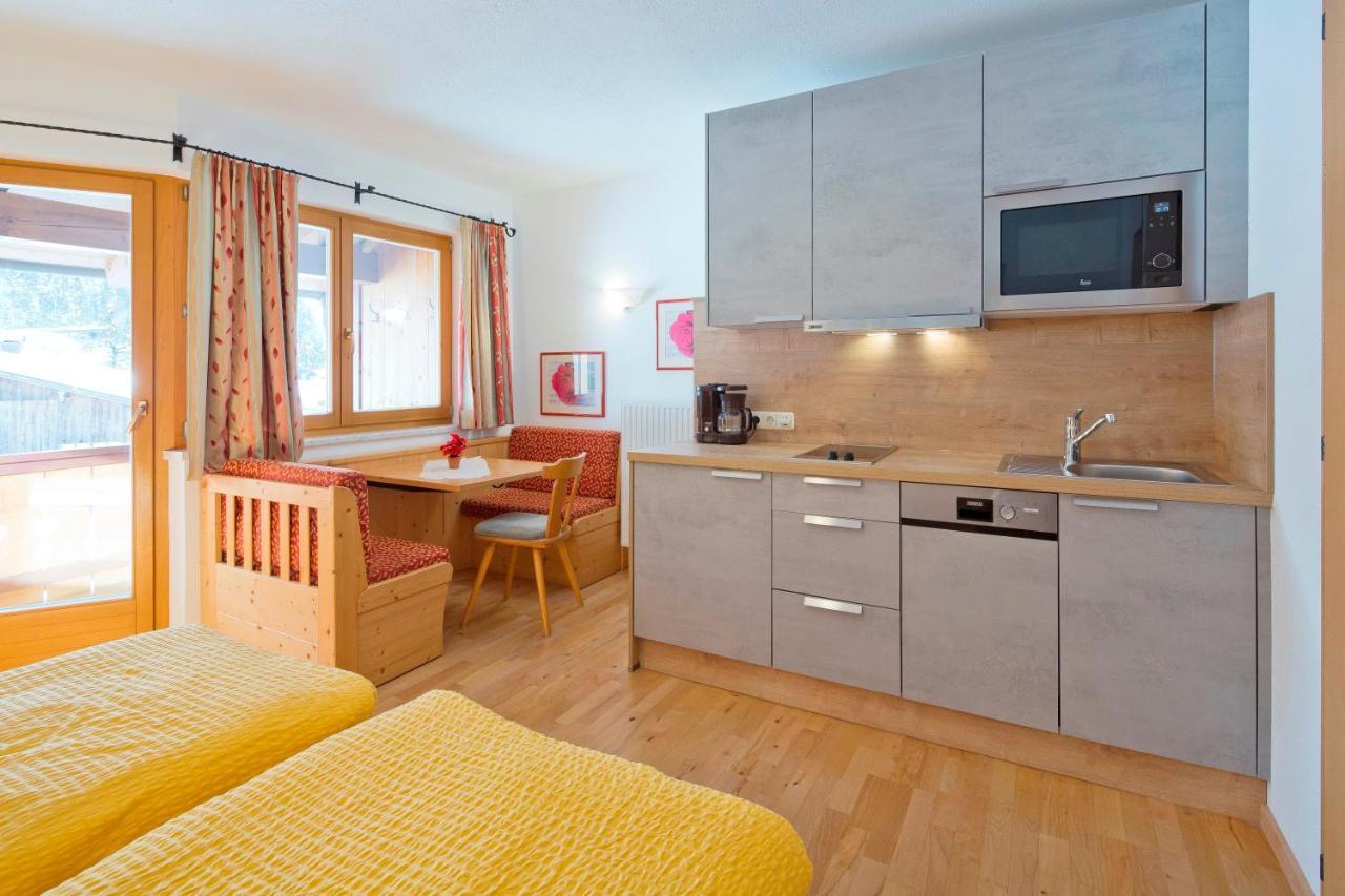 Ferienwohnung Saalbach Fieberbrunn Exterior photo